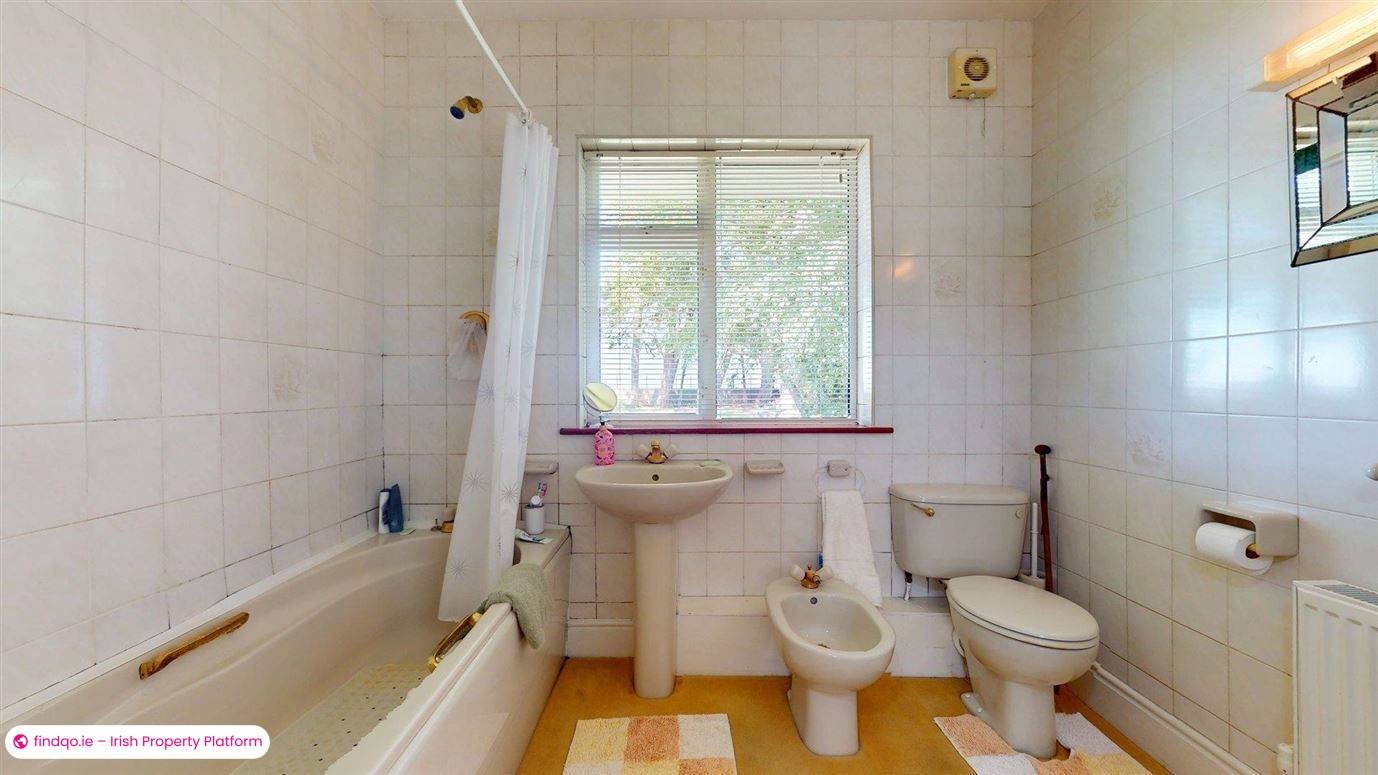 Detached house for Sale in Howth, Dublin 13