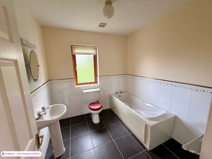 3 Bedroom House for Rent in Ballinamore, Leitrim