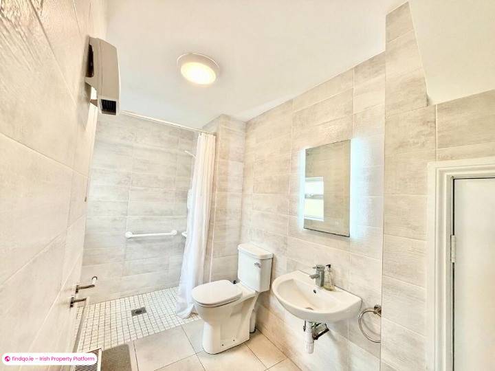 Semi-detached house for Sale in Charleville, Cork