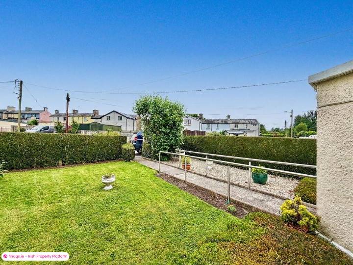 Semi-detached house for Sale in Charleville, Cork