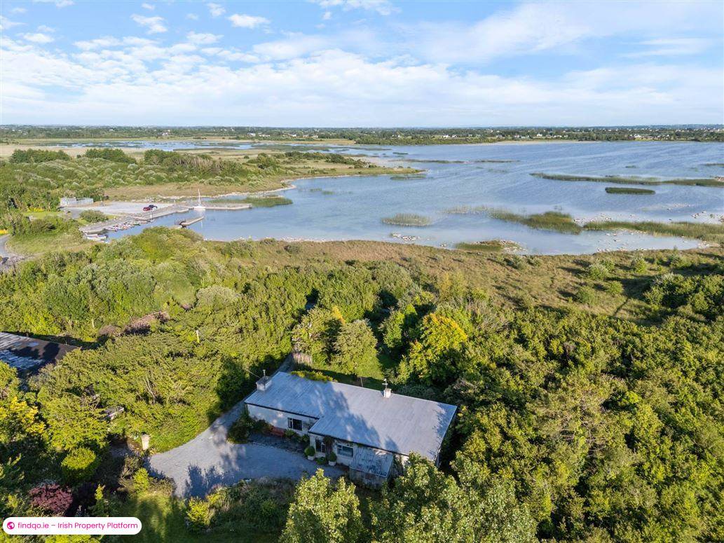 Detached house for Sale in Corrandulla, Galway