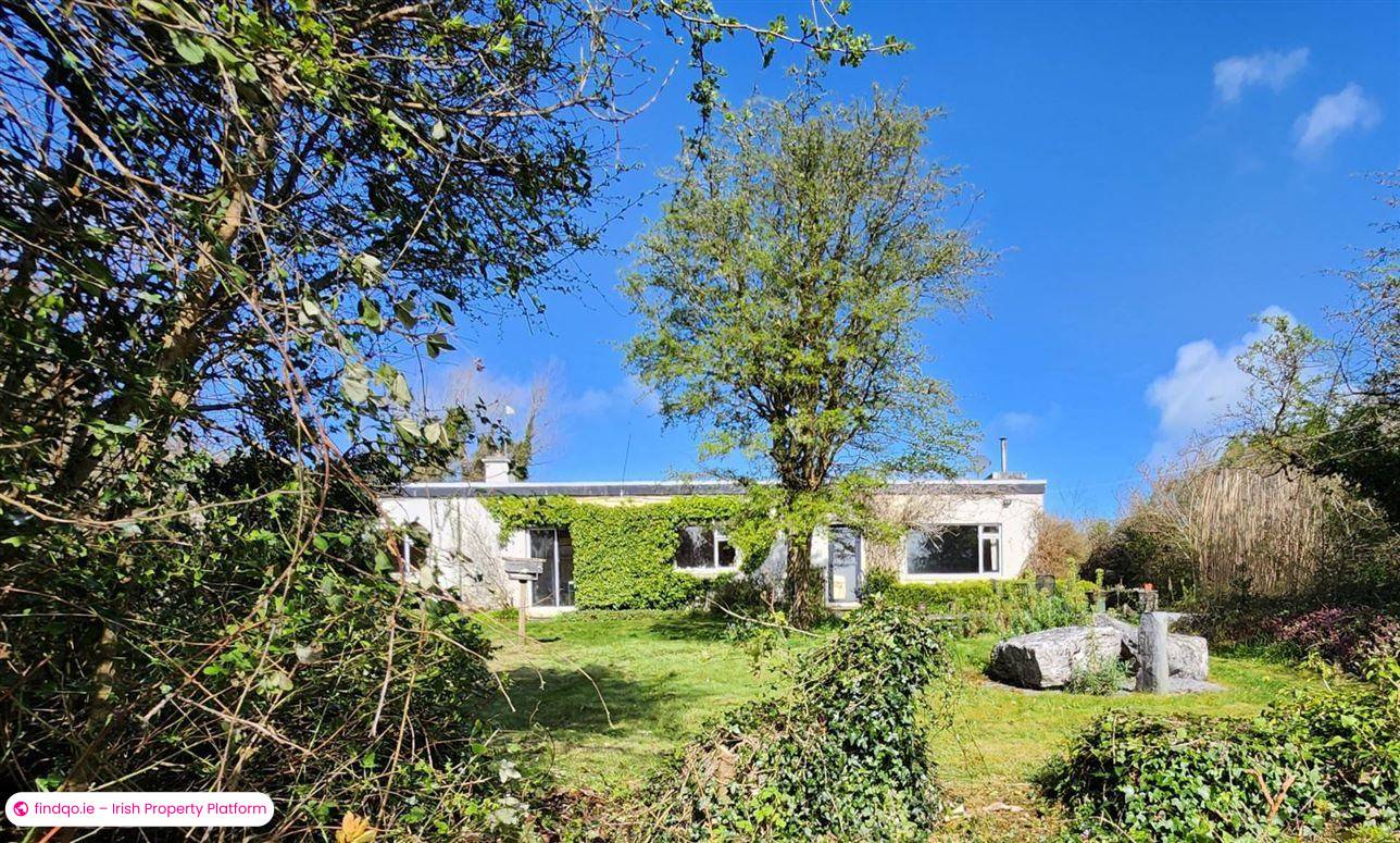 Detached house for Sale in Corrandulla, Galway