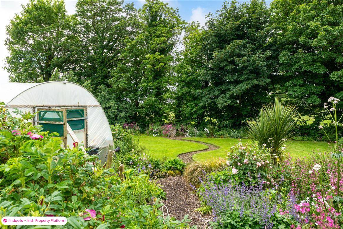 Bungalow for Sale in Hollymount, Mayo