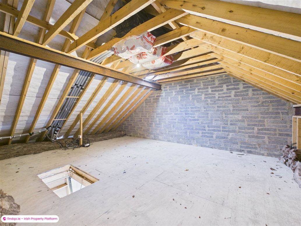 Semi-detached house for Sale in Oranmore, Galway
