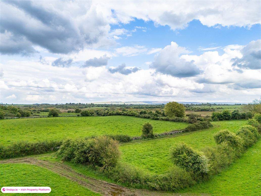 Detached house for Sale in Ardrahan, Galway