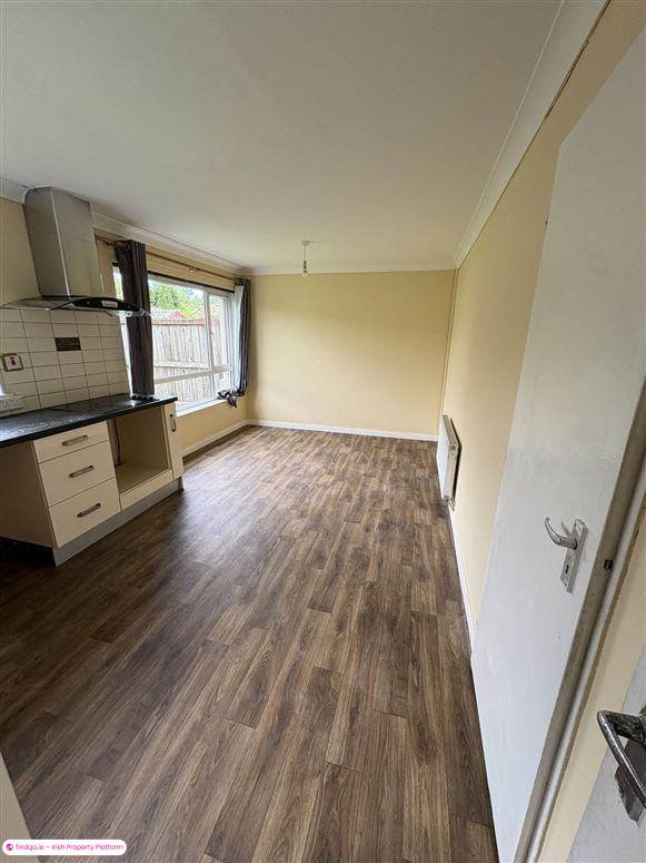 Semi-detached house for Sale in Dundalk, Louth