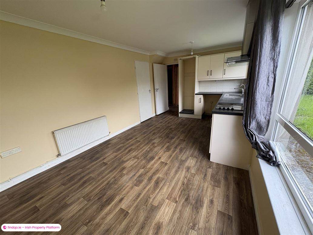 Semi-detached house for Sale in Dundalk, Louth