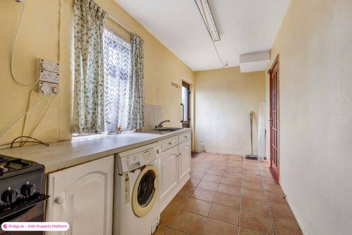 End of terrace house for Sale in Dundalk, Louth