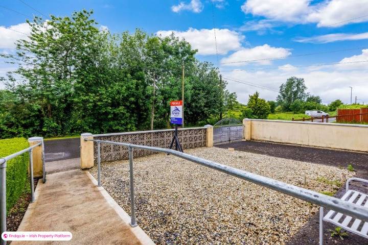 End of terrace house for Sale in Dundalk, Louth