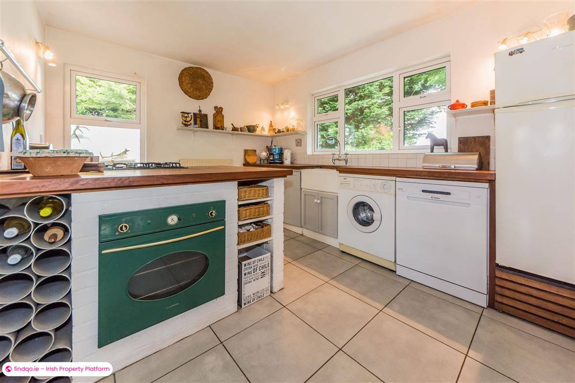 Detached house for Sale in Ballydehob, Cork