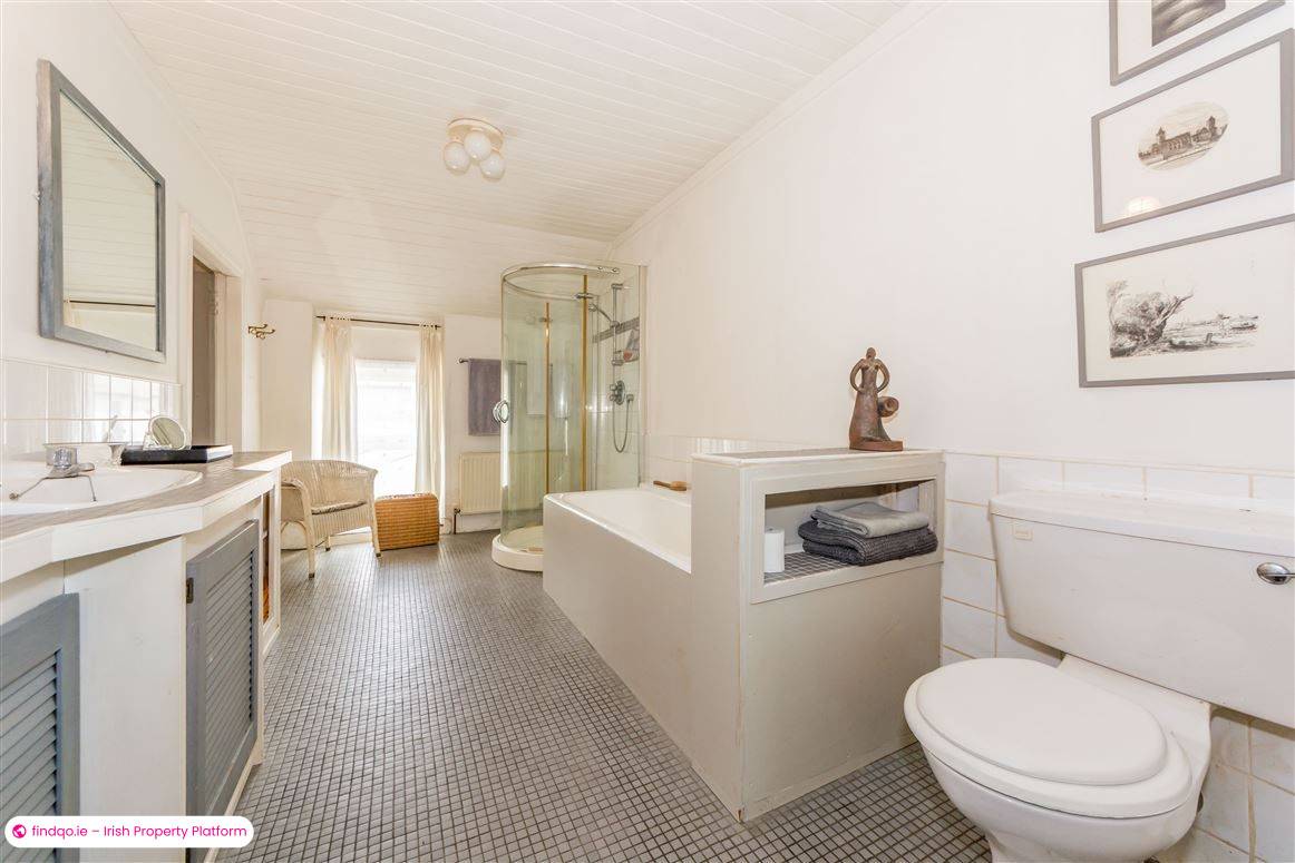 Detached house for Sale in Ballydehob, Cork