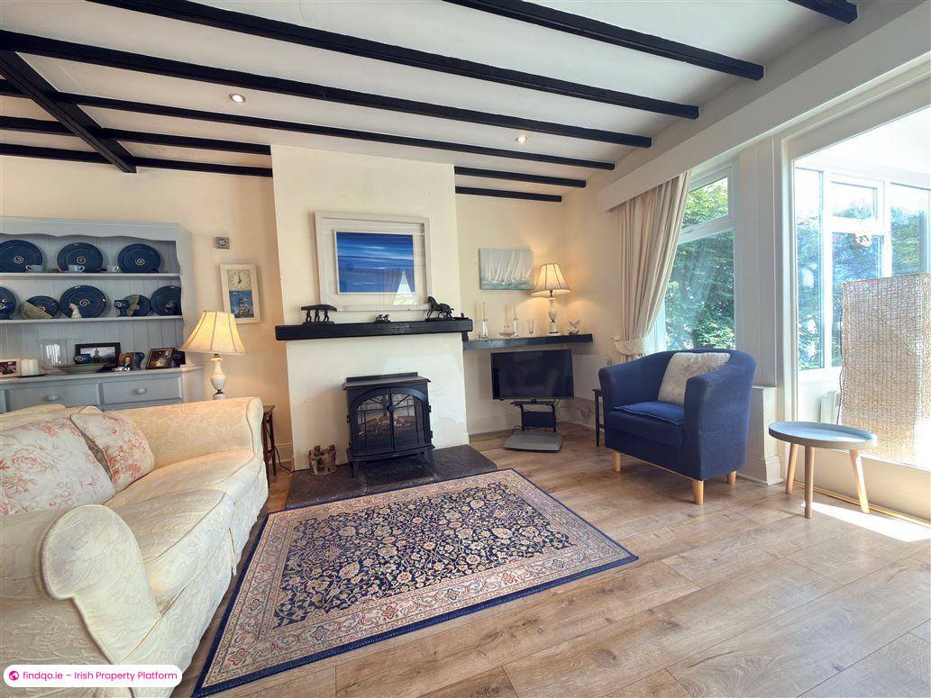 Detached house for Sale in Schull, Cork