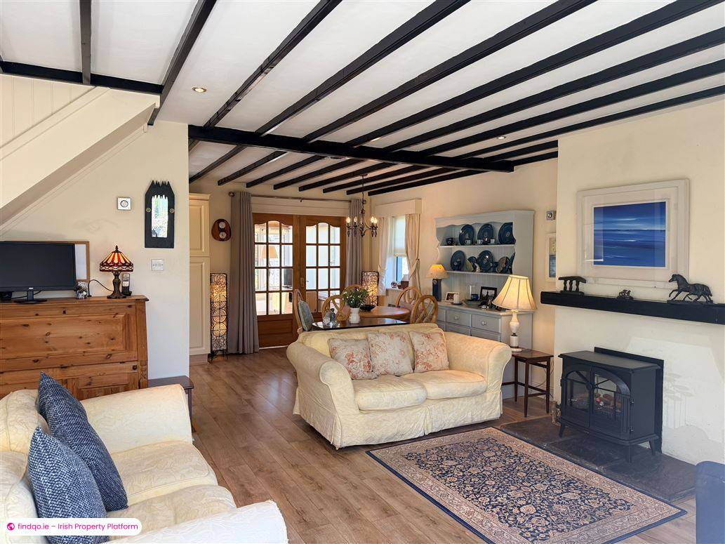 Detached house for Sale in Schull, Cork