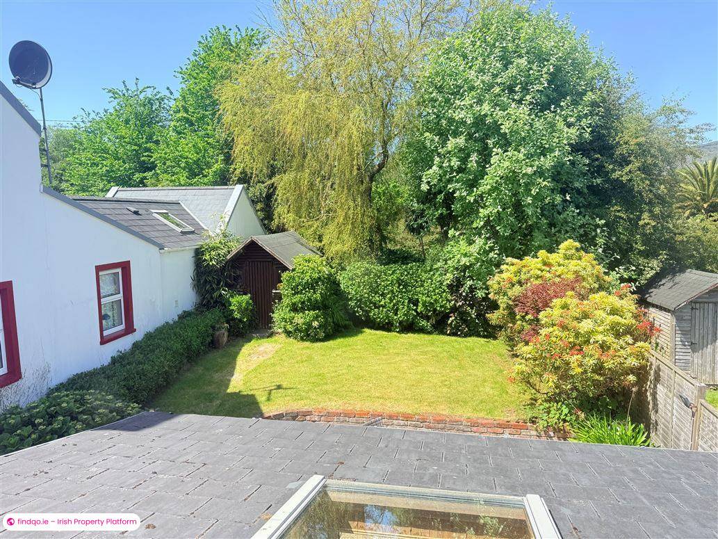 Detached house for Sale in Schull, Cork