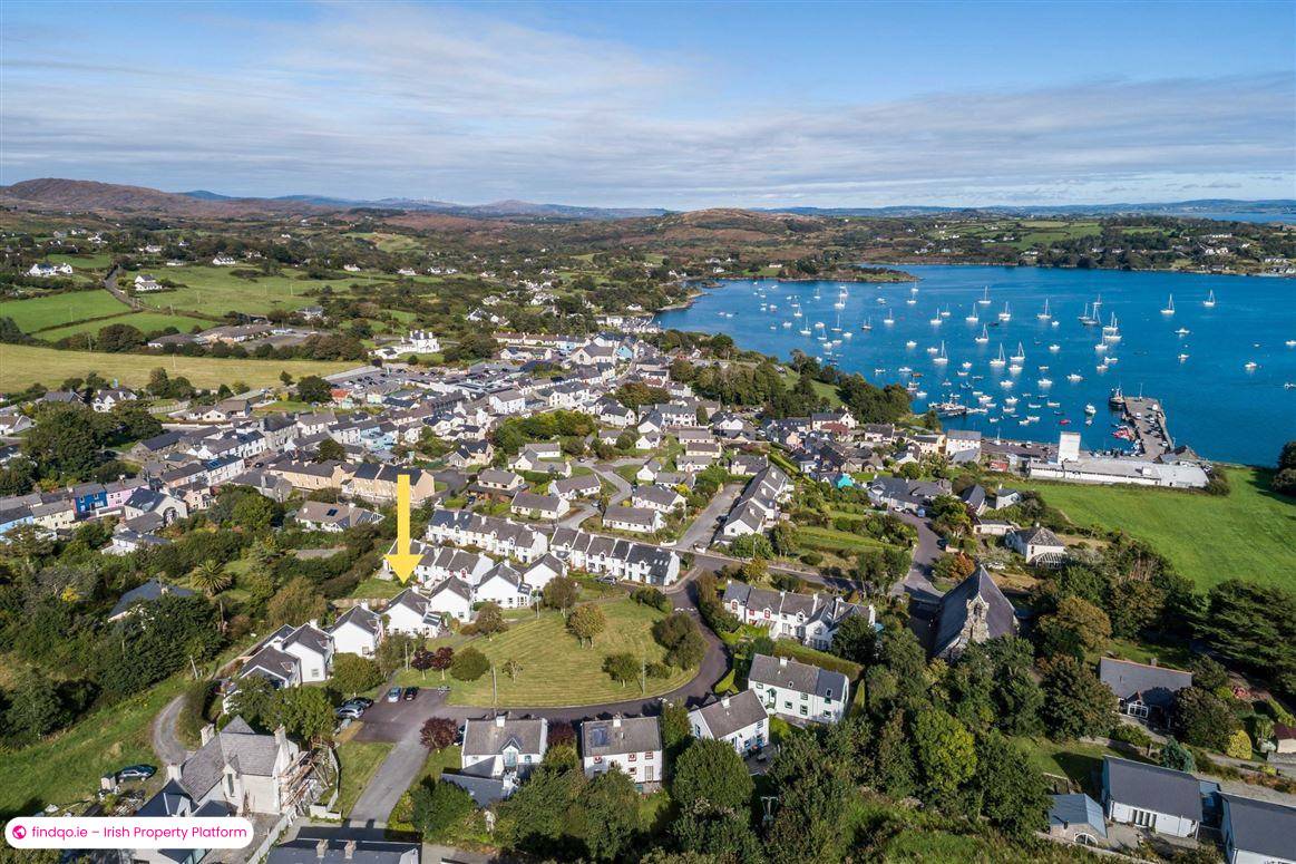 Detached house for Sale in Schull, Cork