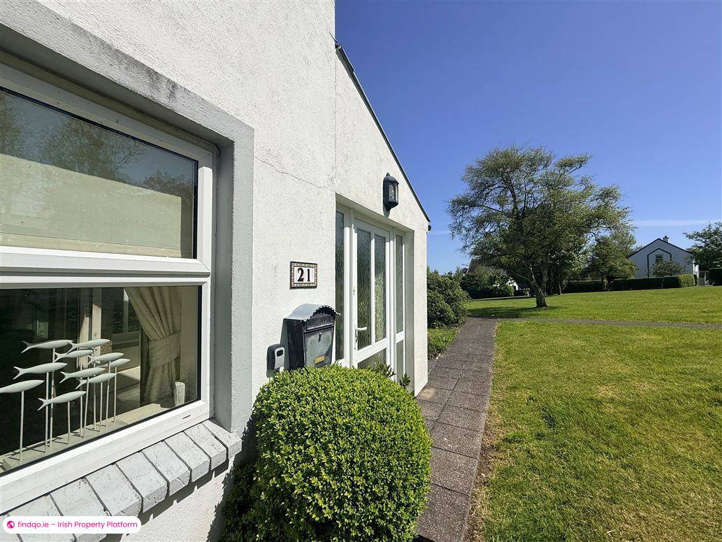 Detached house for Sale in Schull, Cork