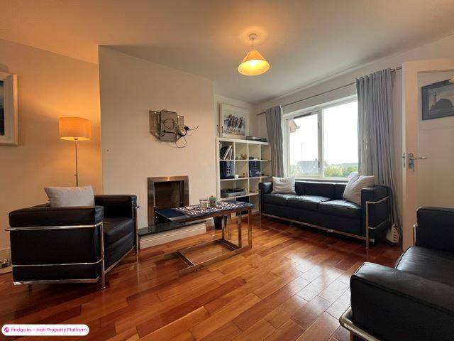 Terraced house for Sale in Schull, Cork