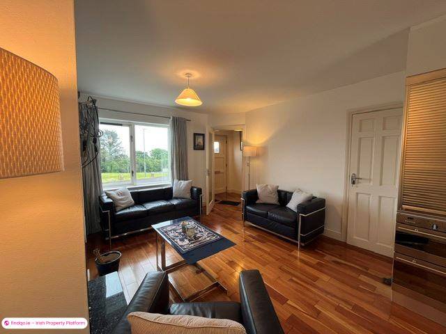 Terraced house for Sale in Schull, Cork