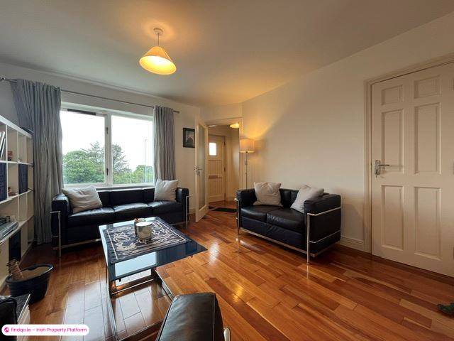 Terraced house for Sale in Schull, Cork