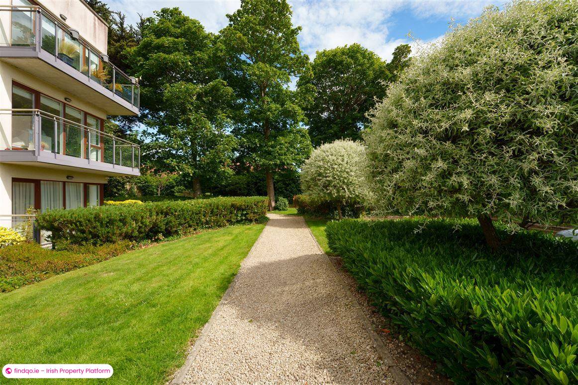 Apartment for Sale in Foxrock, Dublin 18