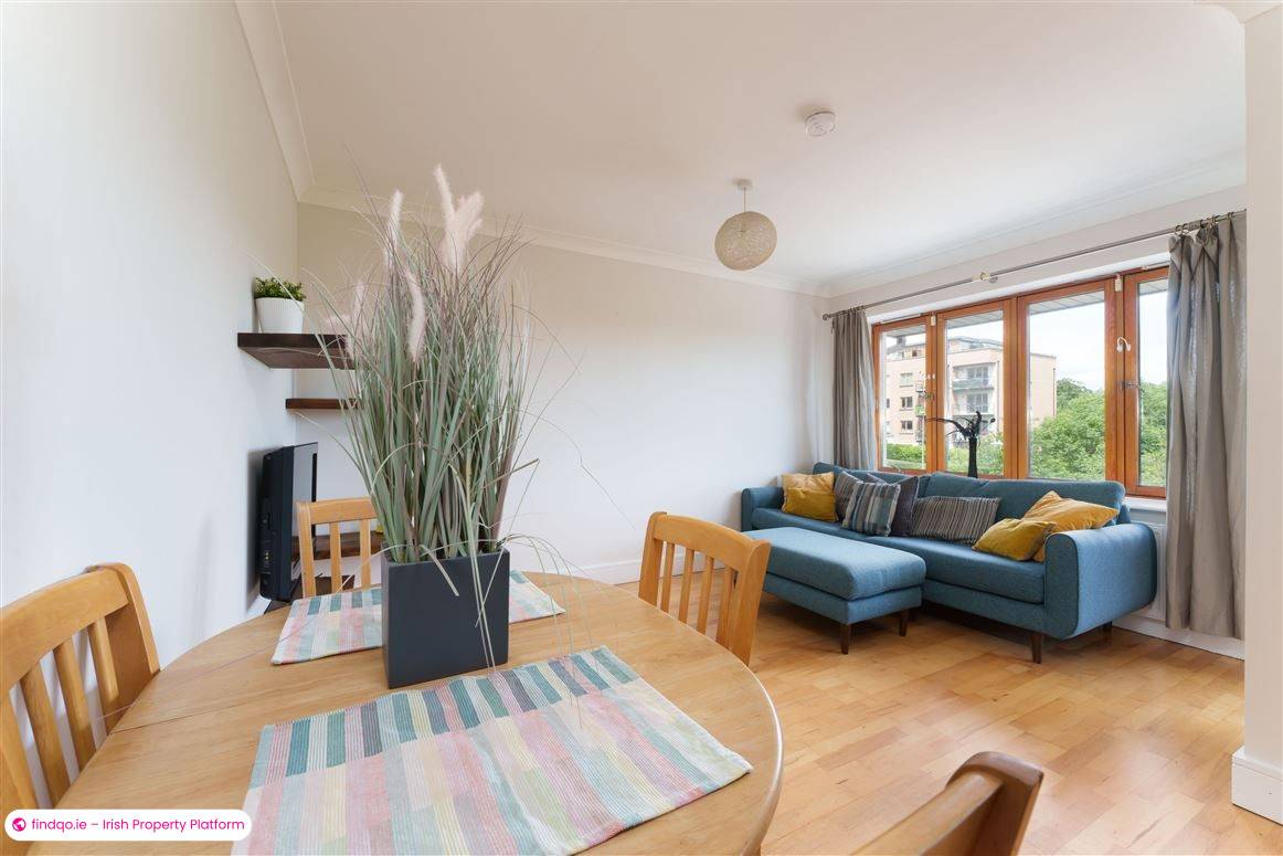 Apartment for Sale in Stepaside, Dublin 18