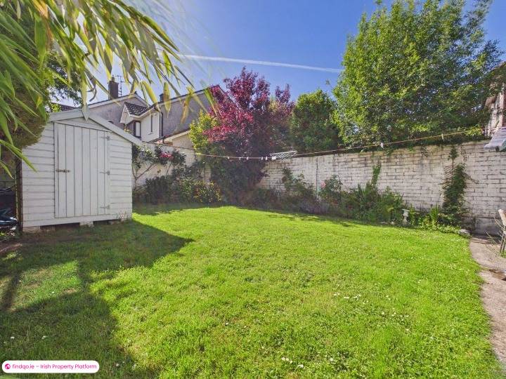 Semi-detached house for Sale in Newtown, Waterford