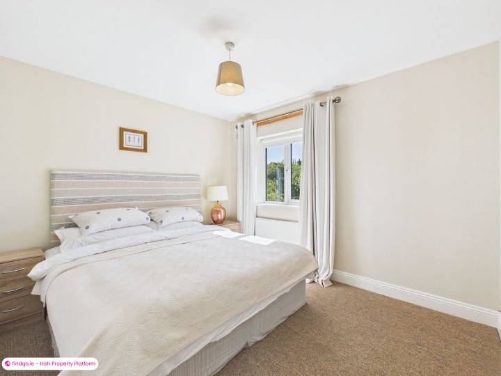 Semi-detached house for Sale in Newtown, Waterford