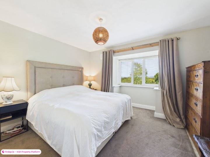 Semi-detached house for Sale in Newtown, Waterford