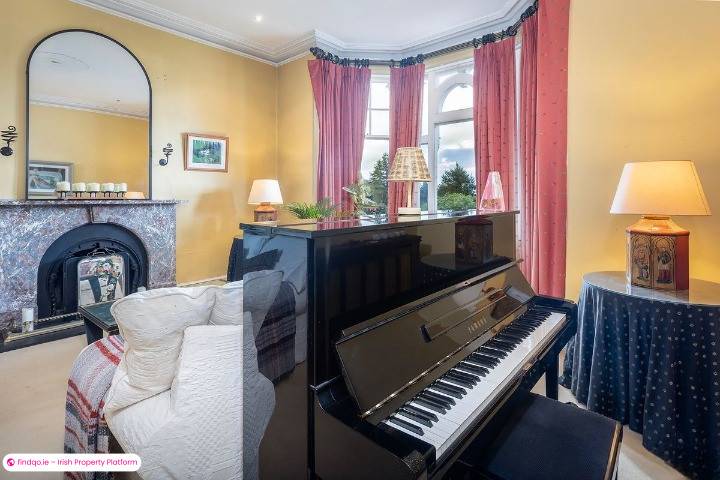 Detached house for Sale in Midleton, Cork