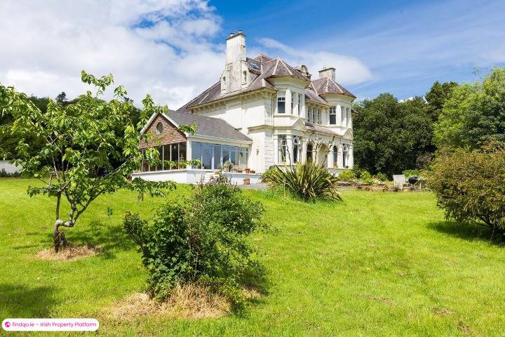 Detached house for Sale in Midleton, Cork