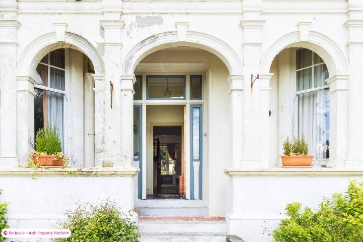 Detached house for Sale in Midleton, Cork