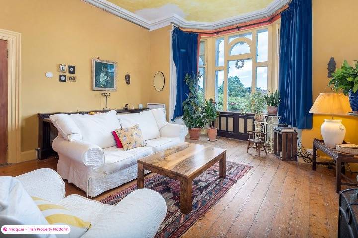 Detached house for Sale in Midleton, Cork