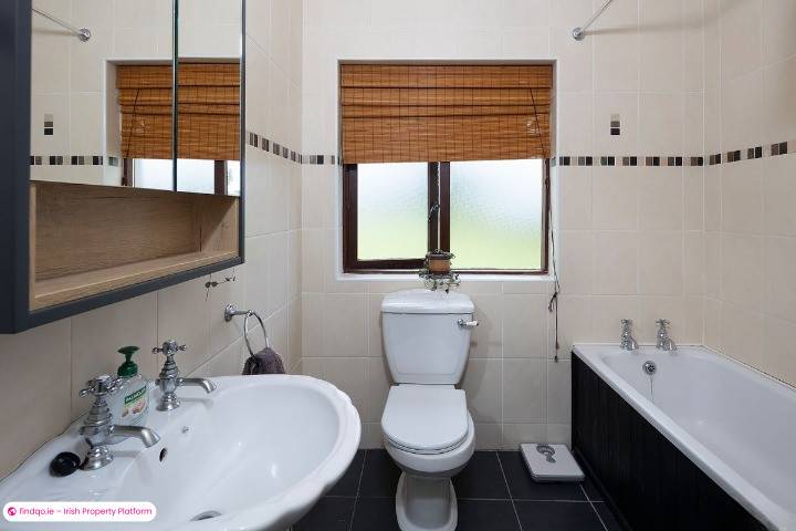 Detached house for Sale in Midleton, Cork