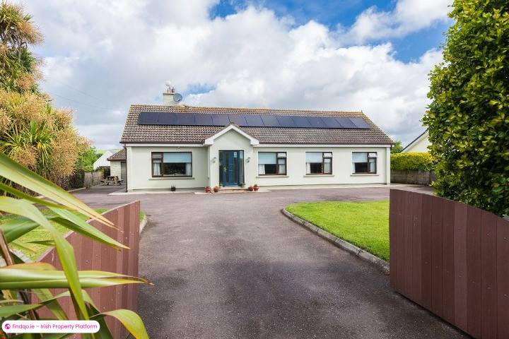 Detached house for Sale in Midleton, Cork