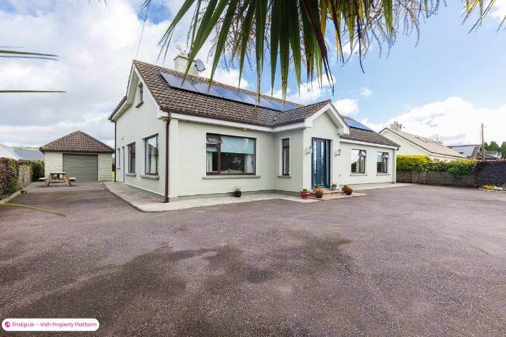Detached house for Sale in Midleton, Cork