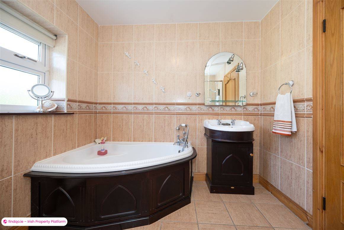 Detached house for Sale in Lehenaghmore, Cork