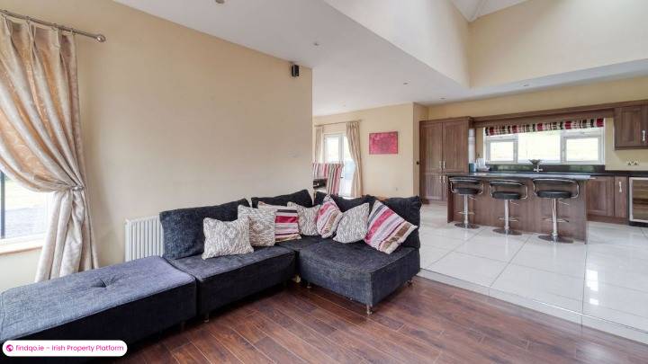 Detached house for Sale in Ballydavis, Laois
