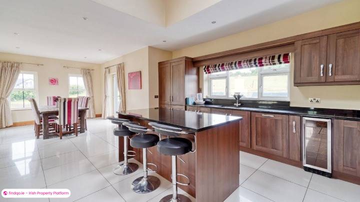 Detached house for Sale in Ballydavis, Laois