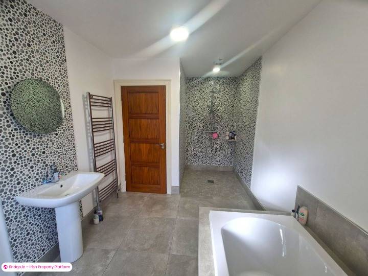 Detached house for Sale in Brinlack, Donegal