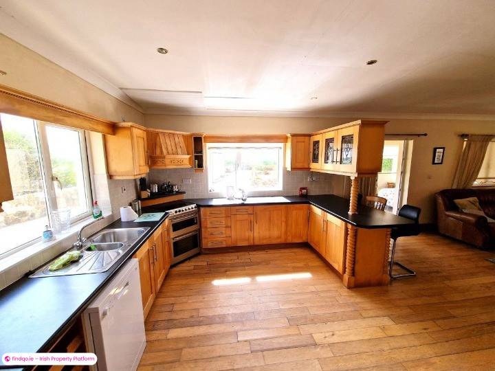 Detached house for Sale in Brinlack, Donegal