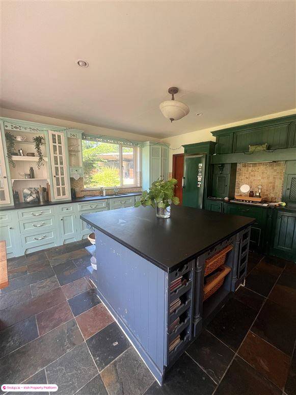 Detached house for Sale in Kilmeedy, Limerick