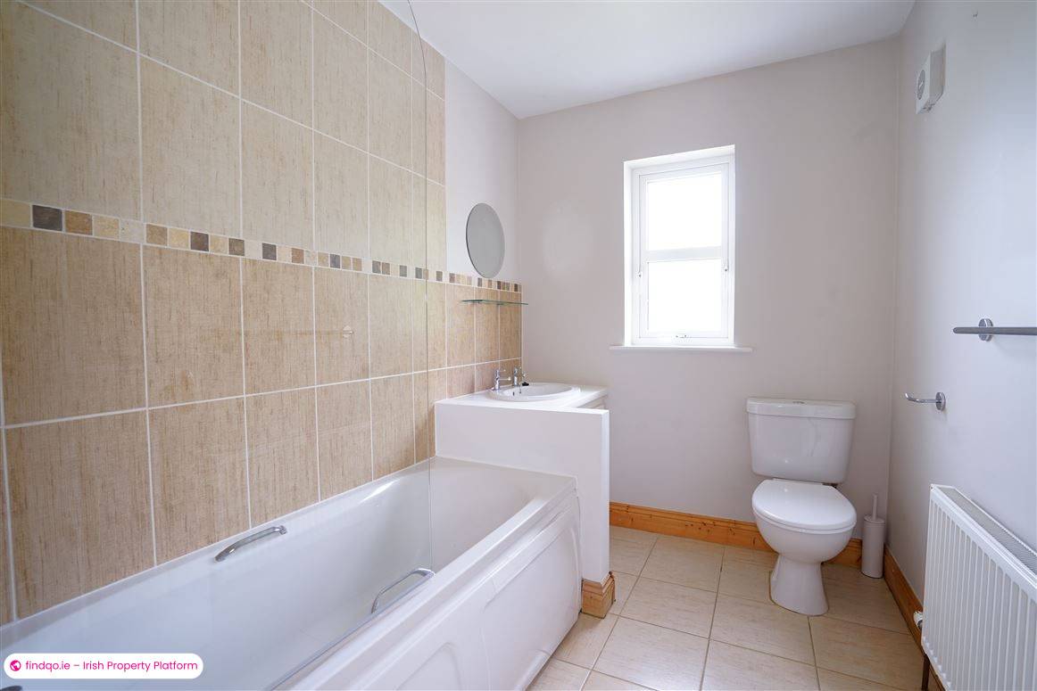 Semi-detached house for Sale in Ferrybank, Waterford
