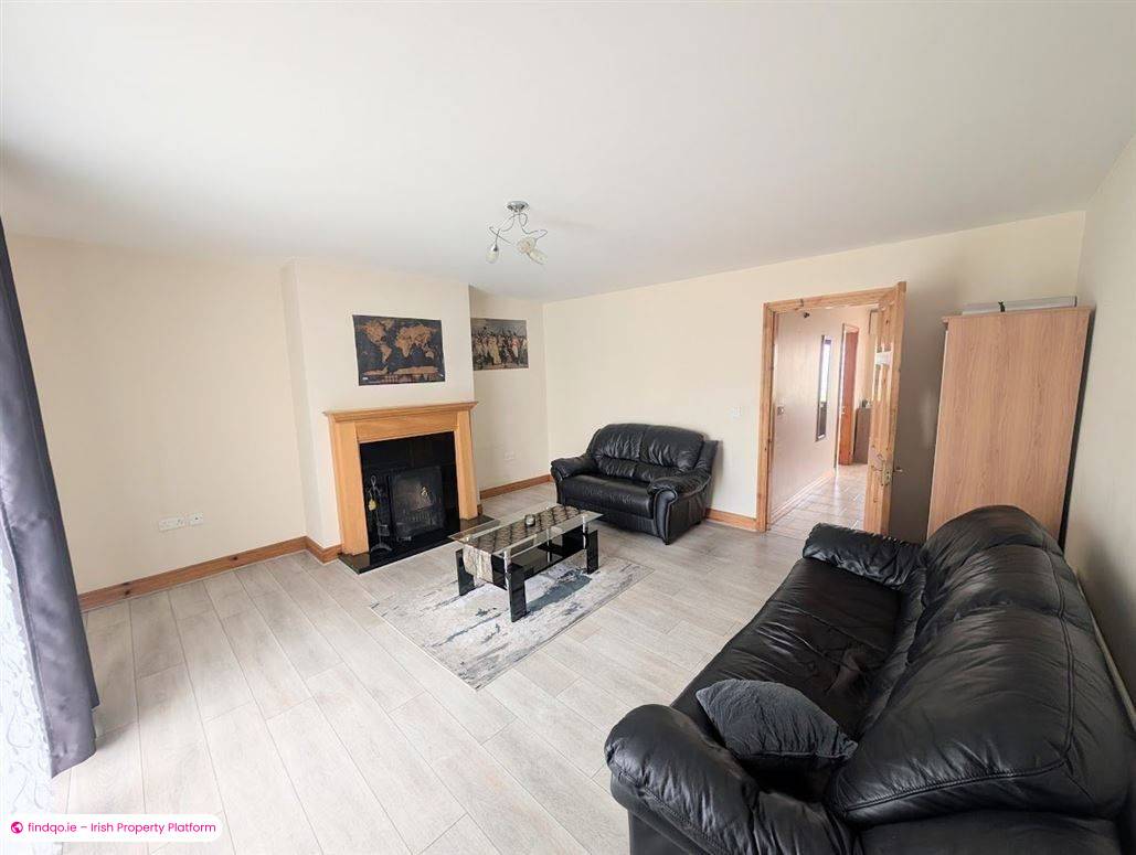 End of terrace house for Sale in Nenagh, Tipperary