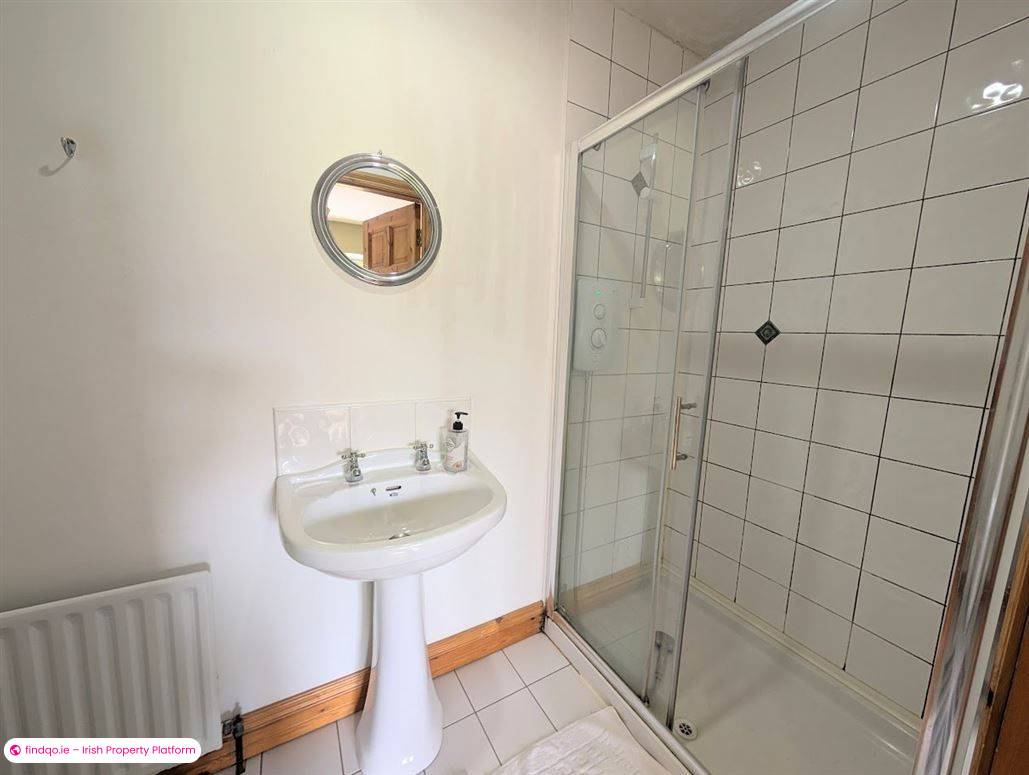 End of terrace house for Sale in Nenagh, Tipperary