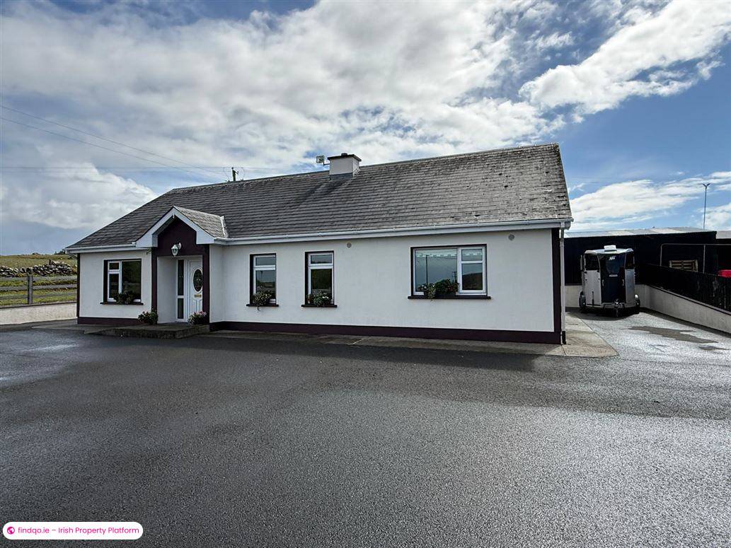 Detached house for Sale in Ballaghaderreen, Roscommon