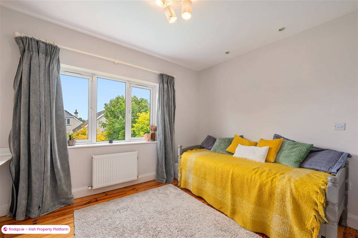 Detached house for Sale in Carrigaline, Cork