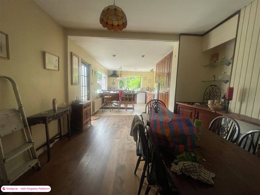 Semi-detached house for Sale in Turners Cross, Cork