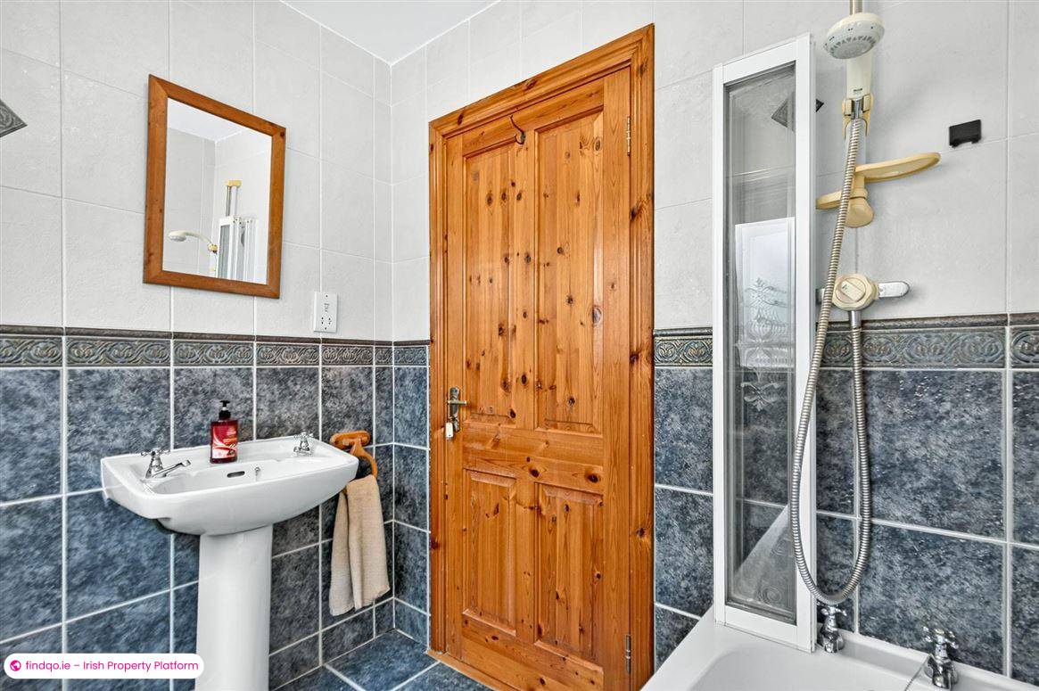 Semi-detached house for Sale in Sligo, Sligo