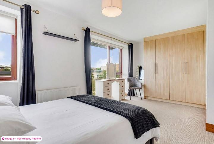Duplex for Sale in Adamstown, Dublin (County)