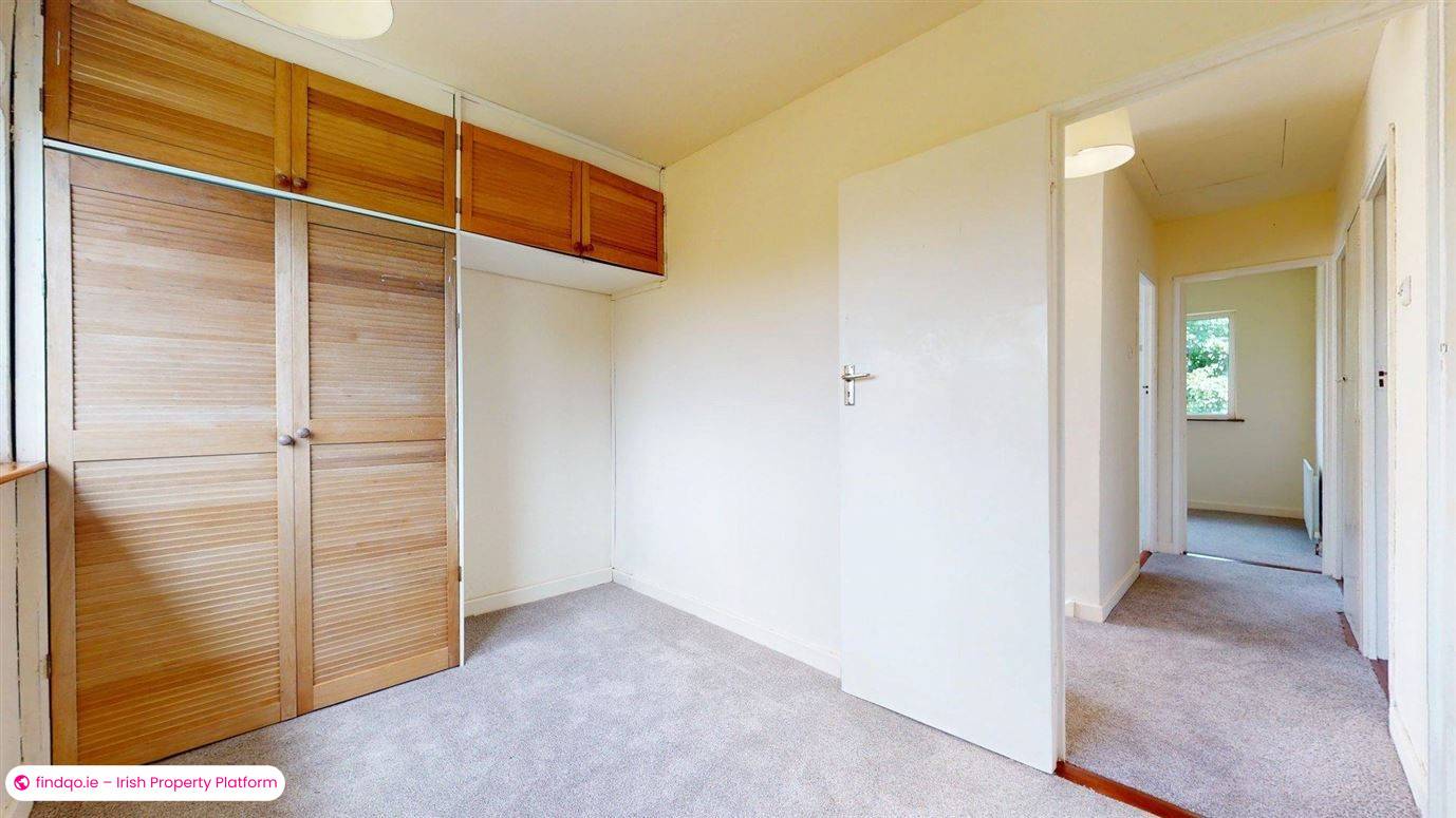Semi-detached house for Sale in Sutton, Dublin 13